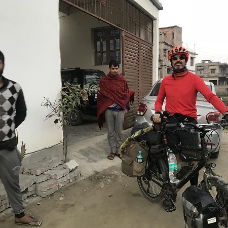 Motihari Lummj Guest House المظهر الخارجي الصورة